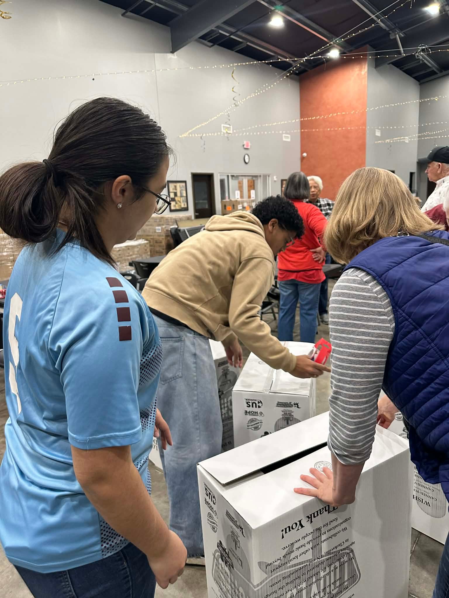 Bayanihan Volunteers at Loaves and Fishes - February 2026 Photo 6